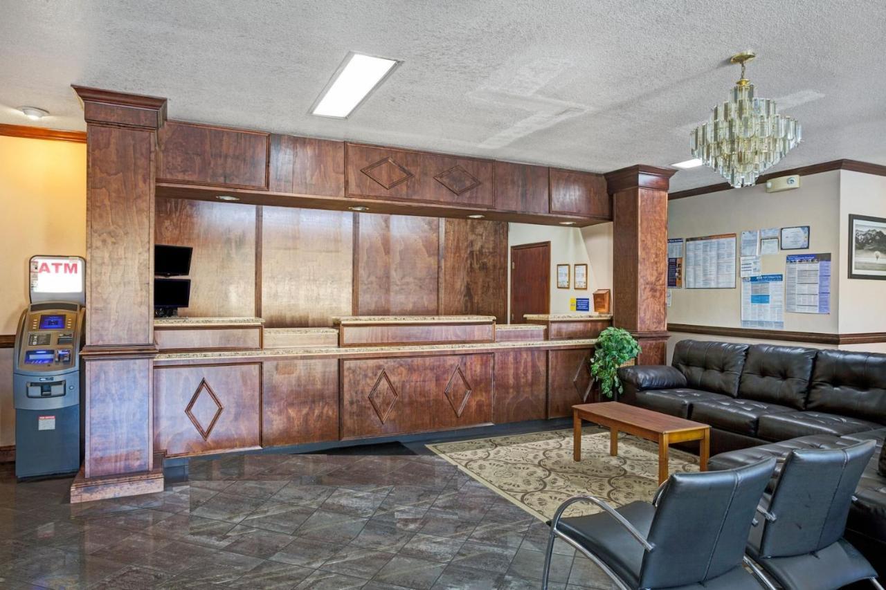 Zen Living Suites Extended Stay - Jacksonville - University Blvd Eksteriør bilde